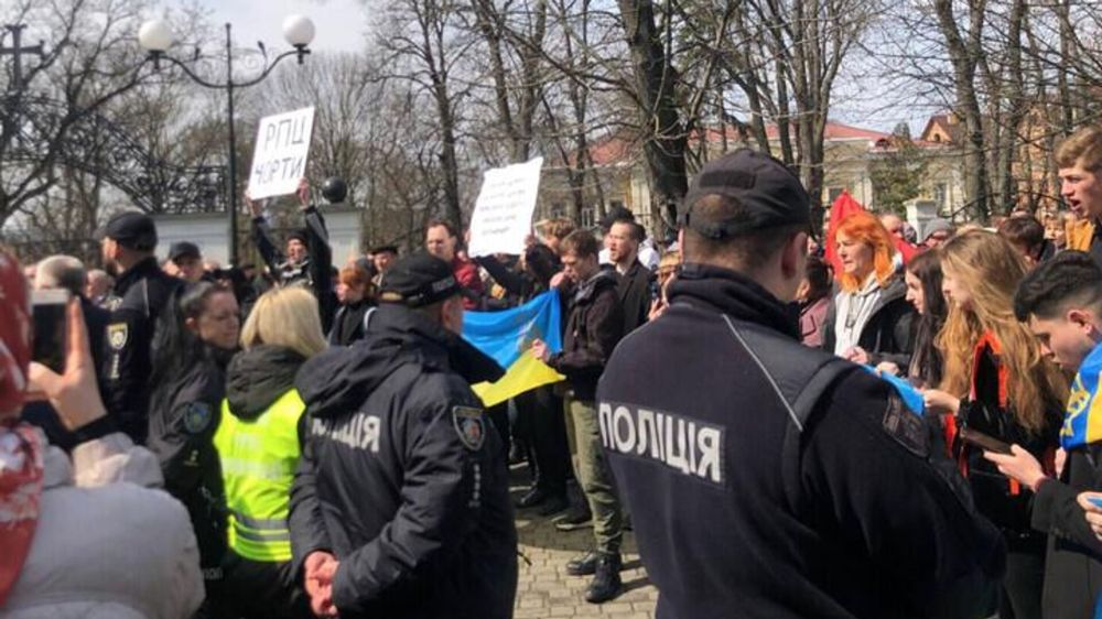 �������� ��� ����� � �������: ������������ ����� �� ������������ ��������� � ������ ������������