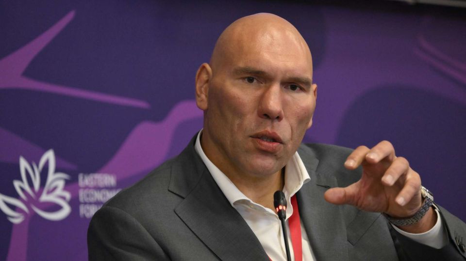 СБУ объявила в розыск экс-чемпиона мира по боксу Николая Валуева