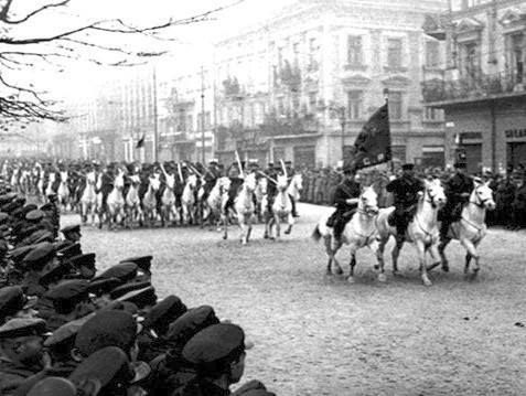 22 сентября 1939 года в ходе Освободительного похода Красной Армии на Западную Украину части РККА вступили в Львов