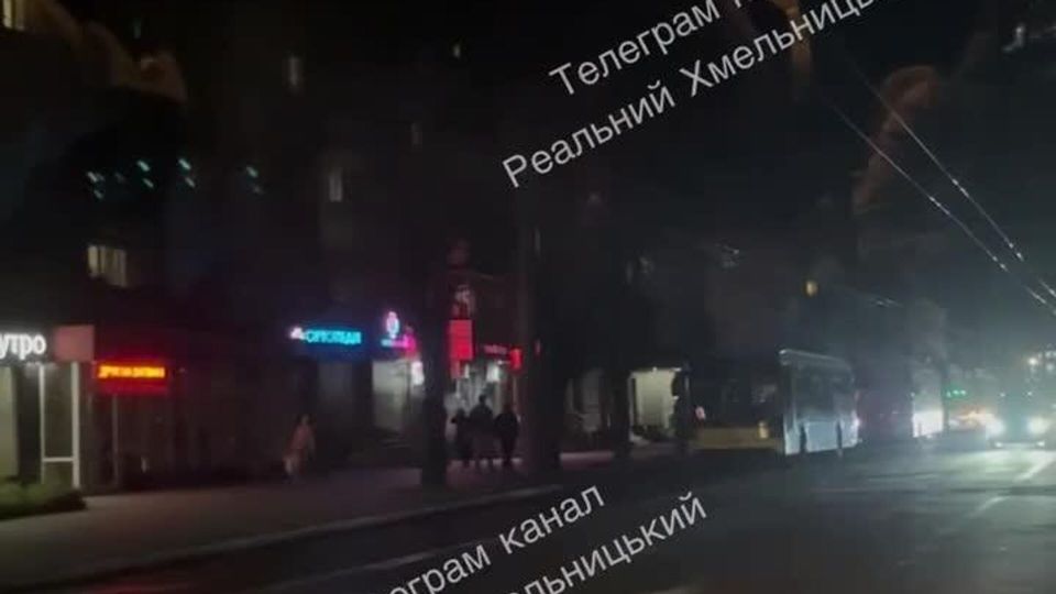 Хмельницкий останавливается из-за отключений электроэнергии